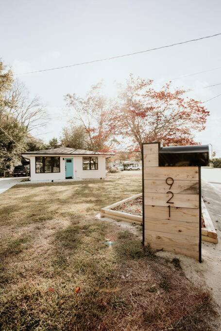 The Turquoise Door Modern Rustic In Town Of Lexington Villa Exteriör bild